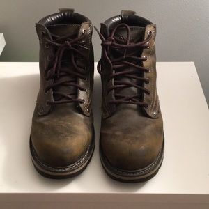 Waterproof faux leather men’s boots